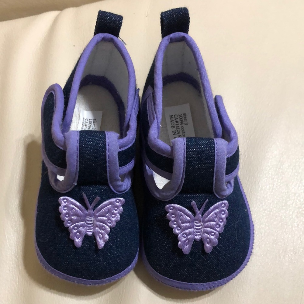 Girls Purple Butterfly Shoes size 3